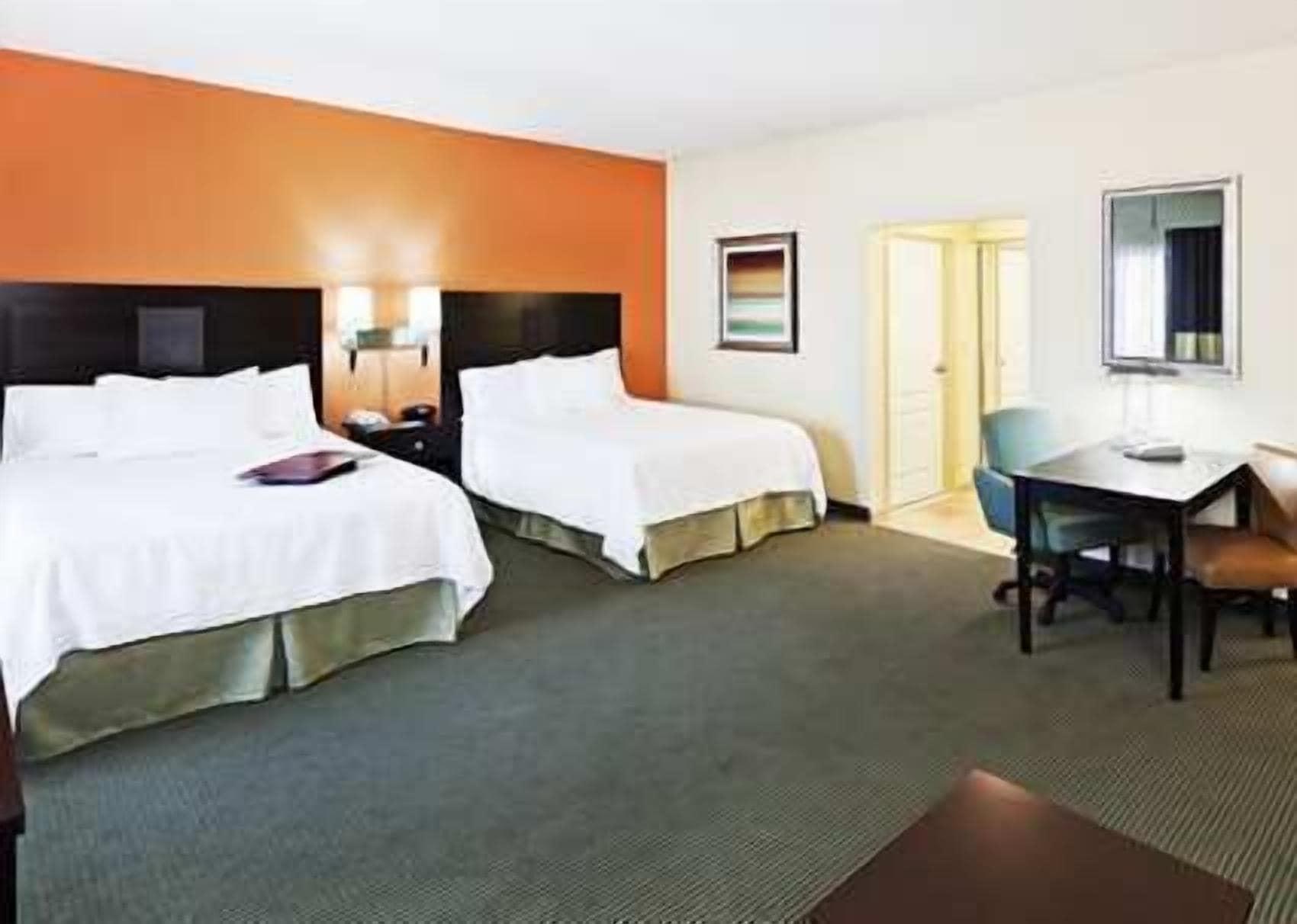 Hampton Inn And Suites Austin - לייקוויי מראה חיצוני תמונה