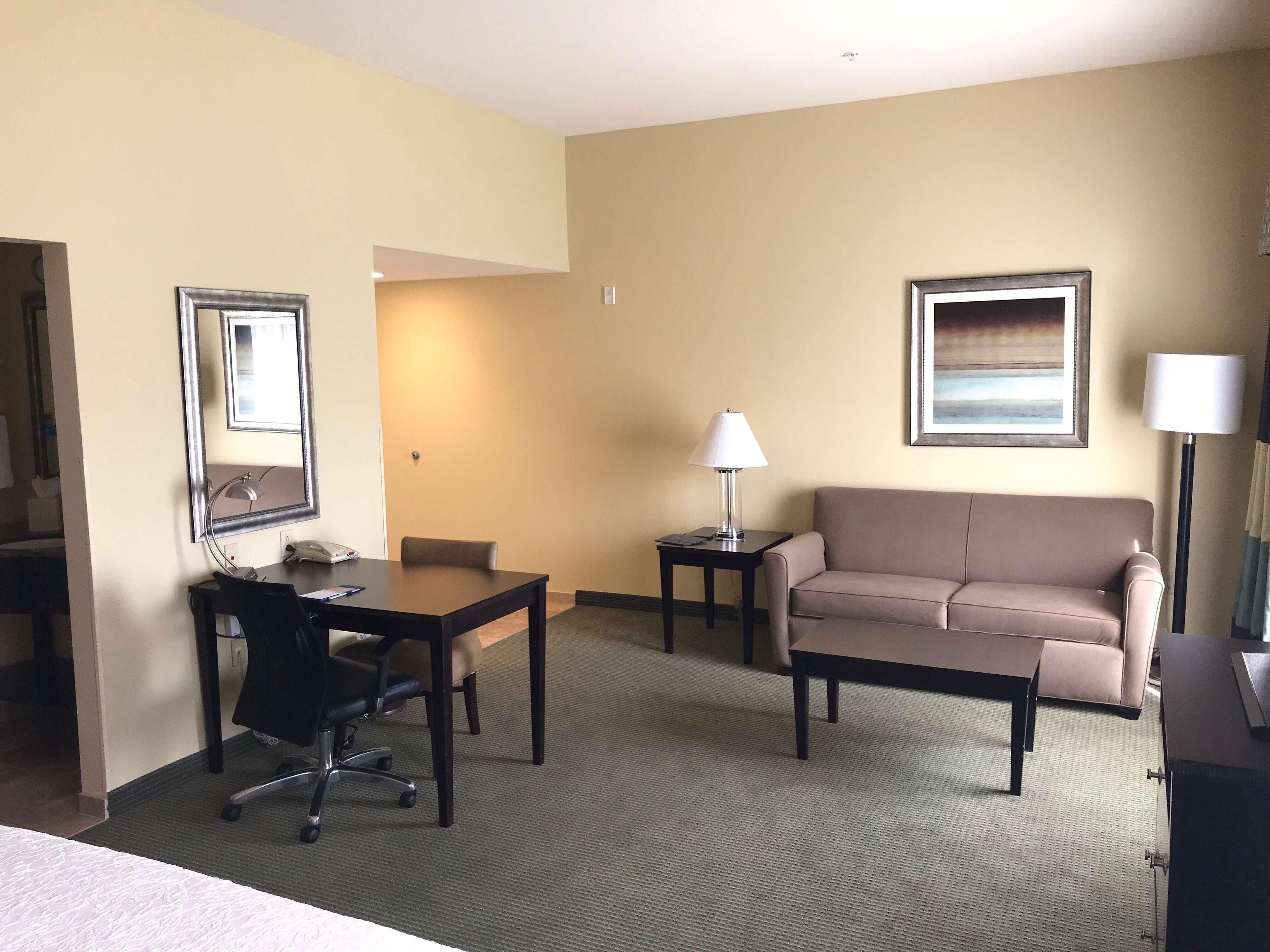 Hampton Inn And Suites Austin - לייקוויי מראה חיצוני תמונה