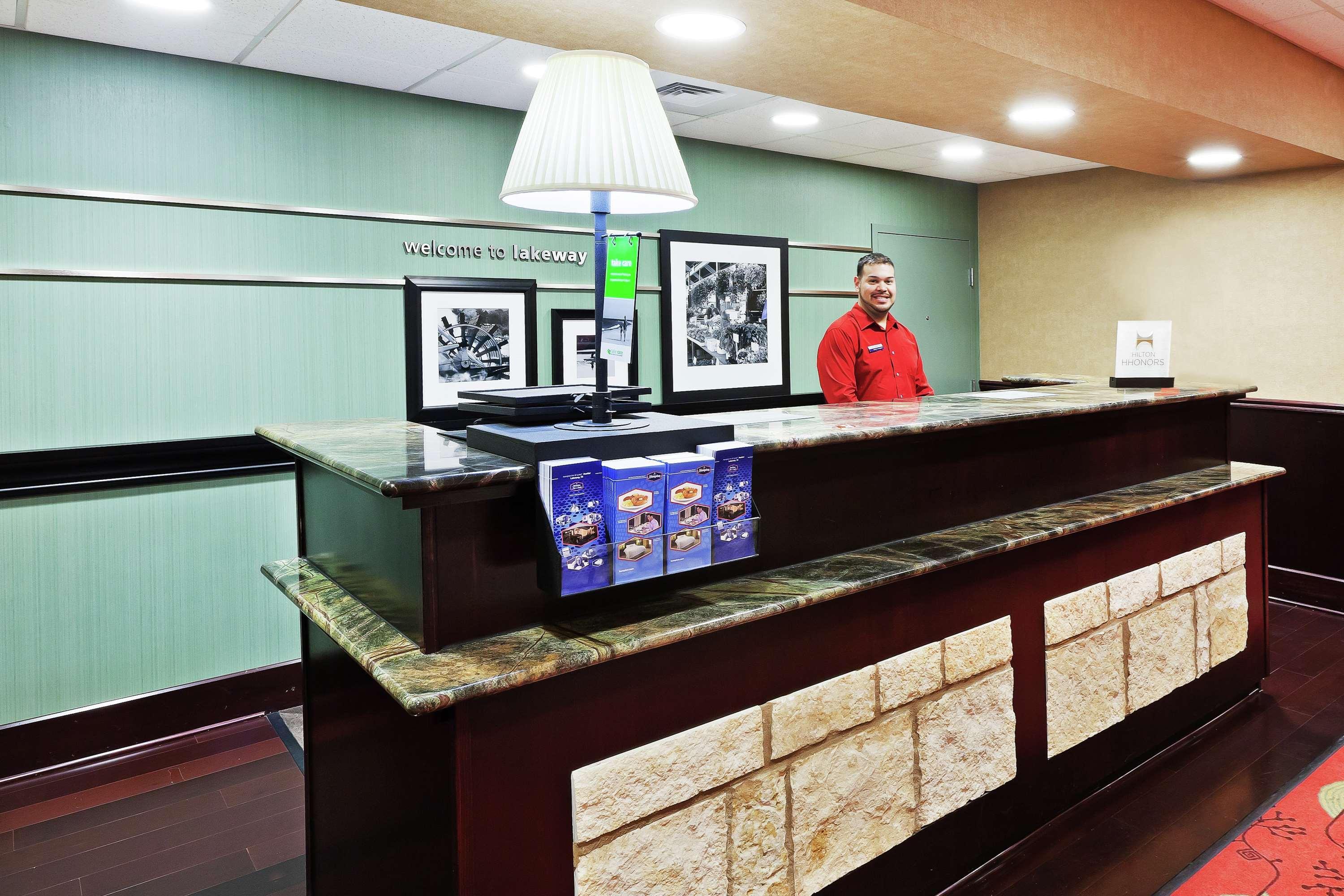 Hampton Inn And Suites Austin - לייקוויי מראה פנימי תמונה