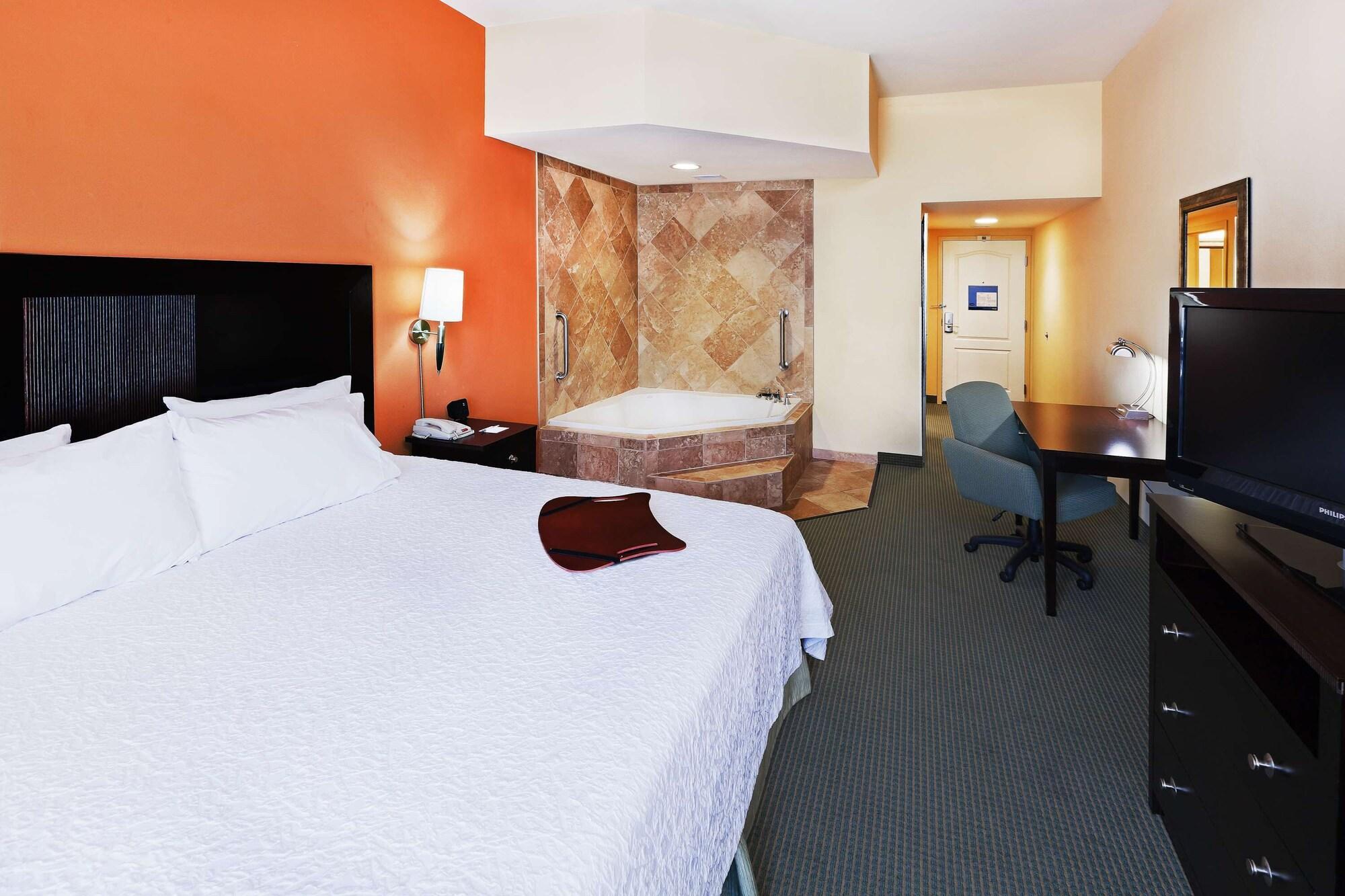 Hampton Inn And Suites Austin - לייקוויי מראה חיצוני תמונה